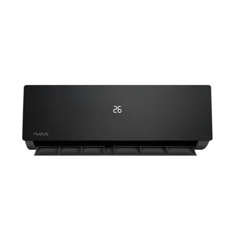 Nuova Infinity AI Smart 3,5 kW zwart – zwarte wandairconditioner met digitaal display op een witte achtergrond